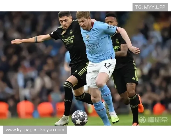 曼城德布劳内在中路做球后直塞实现助攻——精准传球背后的力量